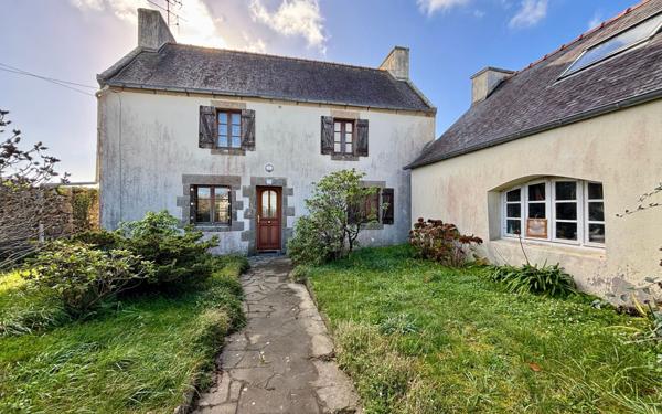 Maison à vendre    5 pièces •  Esquibien