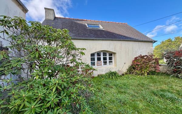 Maison à vendre    5 pièces •  Esquibien