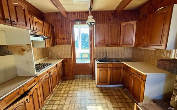 Maison à vendre    5 pièces •  Esquibien