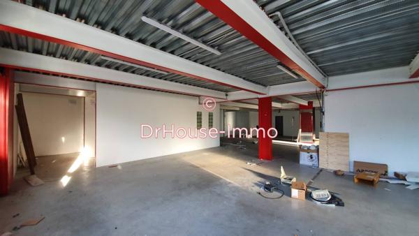 Commerce à vendre 10 pièces de 1 200 m²