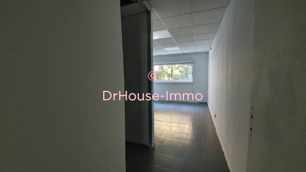 Commerce à vendre 10 pièces de 1 200 m²