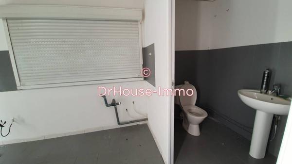 Commerce à vendre 10 pièces de 1 200 m²