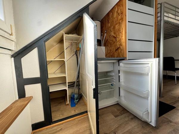 SPECIAL INVESTISSEURS studio avec stationnement - Quartier Clémenceau / Butte