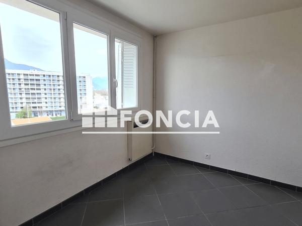 Location Appartement 2 pièces 30.61 m² - 1 RUE DES PIES Sassenage 38360