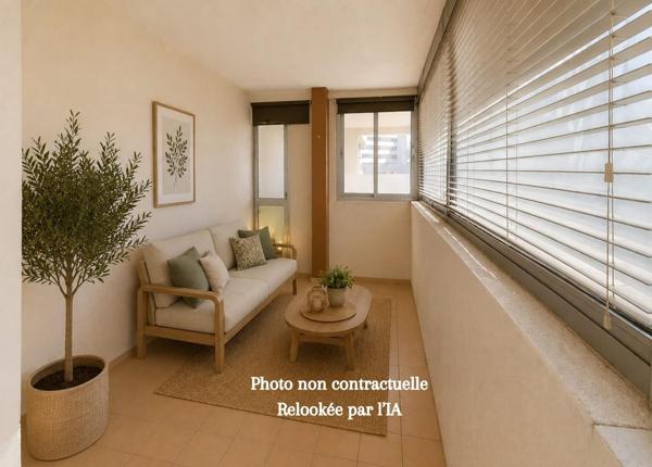 38 m² de lumière en bord de mer — Studio + vaste loggia, rare à Canet Sud