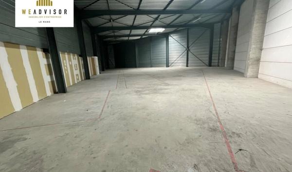 A LOUER : ZONE NORD - LOCAL DE STOCKAGE D'ENVIRON 820 M² - LE MANS (72)