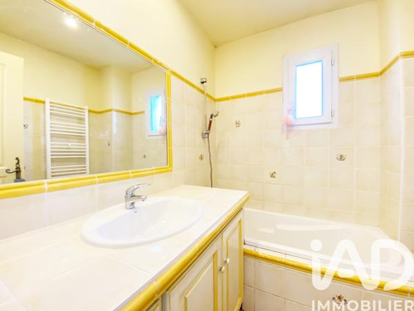 Maison à vendre 5 pièces 140 m² Sorgues