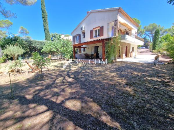 Villa 7 pièce(s) 5 chambre(s) 157 m²