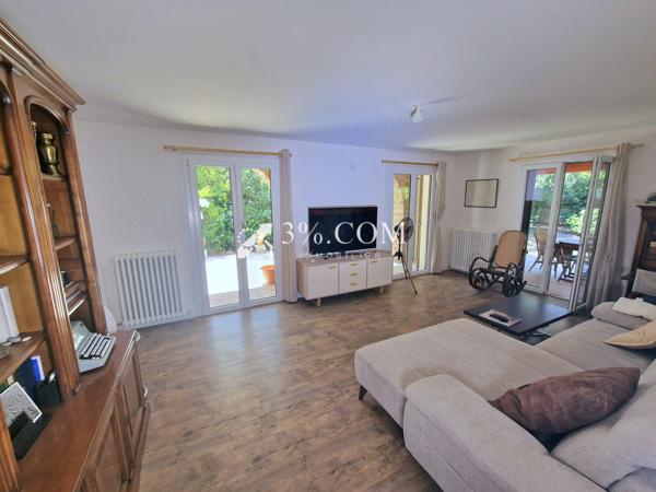 Villa 7 pièce(s) 5 chambre(s) 157 m²