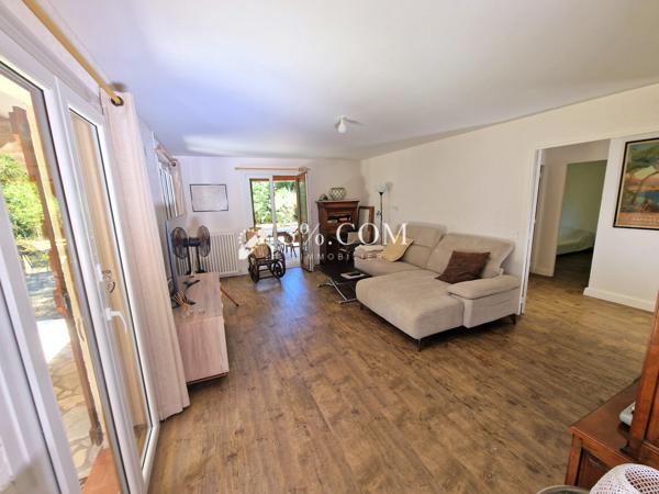 Villa 7 pièce(s) 5 chambre(s) 157 m²