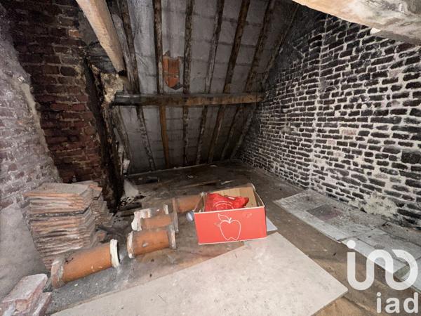 Maison 4 pièces de 70 m² à Aire-sur-la-Lys (62120)