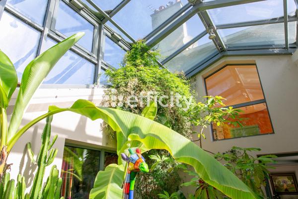 Maison
         7 pièces
        - 187 m² Bien prestige 440 000 € *