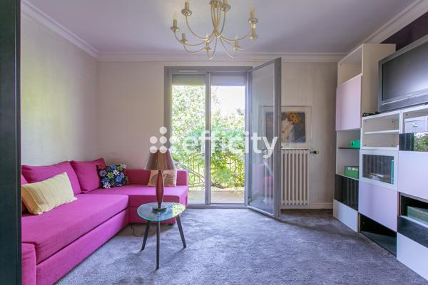 Maison
         7 pièces
        - 187 m² Bien prestige 440 000 € *