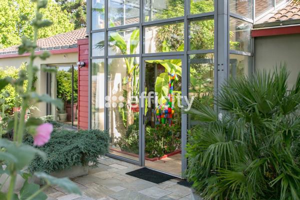 Maison
         7 pièces
        - 187 m² Bien prestige 440 000 € *