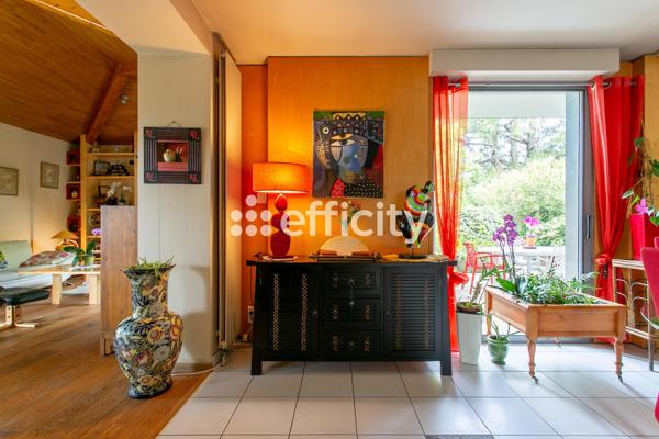 Maison
         7 pièces
        - 187 m² Bien prestige 440 000 € *