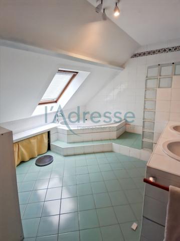 SURESNES Plateau Ouest maison fonctionnelle et lumineuse, parfaite pour une vie de famille