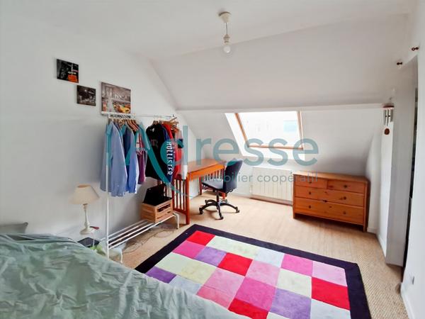 SURESNES Plateau Ouest maison fonctionnelle et lumineuse, parfaite pour une vie de famille