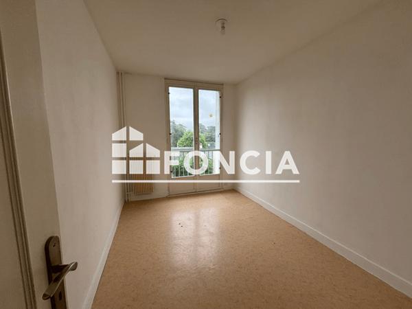 Location Appartement 3 pièces 62.96 m² - 10 ALLEE DU BOSQUET Joue Les Tours 37300