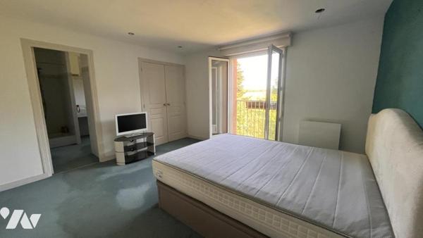 LANGUIDIC : EXCEPTIONNEL: Maison au coeur d'un parc arboré