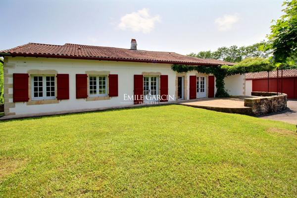A vendre - Maison Basque - Sare - avec Piscine