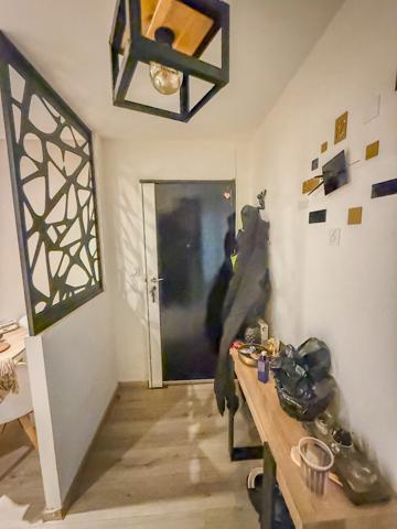 Lormont (33310) APPARTEMENT T3 MEUBLEE - 2 CHAMBRES - 2 LOGGIAS