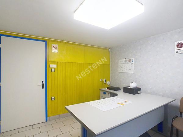 Maison Saint Andre De La Marche 6 pièce(s) 196m2