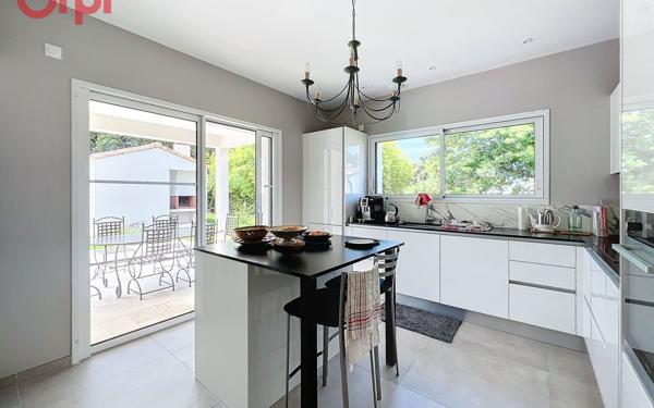 Maison à vendre    5 pièces •  Talmont-Saint-Hilaire