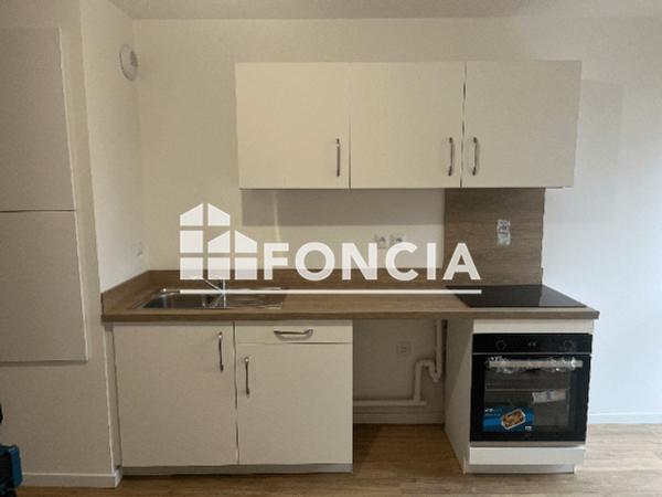 Location Studio 24.8 m² - RUE DES BOIS BLANC Lille 59000