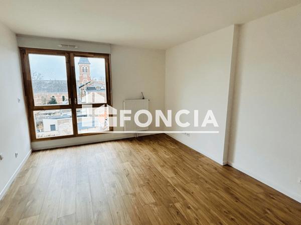 Location Studio 24.8 m² - RUE DES BOIS BLANC Lille 59000