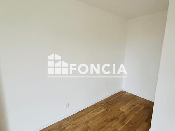 Location Studio 24.8 m² - RUE DES BOIS BLANC Lille 59000