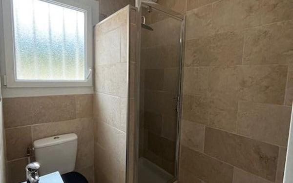 Appartement à vendre    1 pièce • 16,22 m2 Bandol