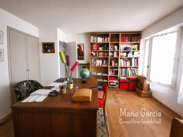 Maison de ville + revenus locatifs, Nîmes