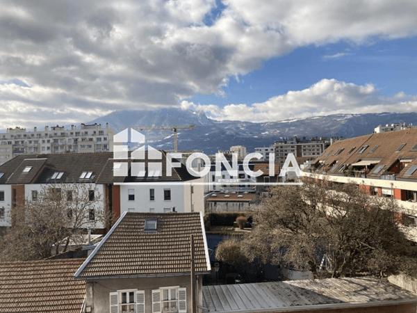 Location Studio meublé 18 m² - 31 AVENUE JEAN PERROT Grenoble 38000