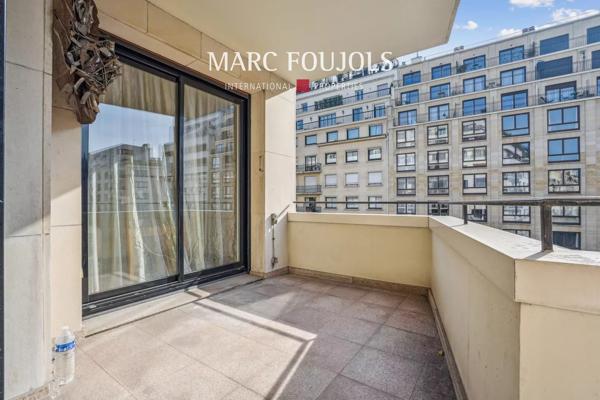 TROCADERO Appartement de 165m² avec balcons-terrasses
