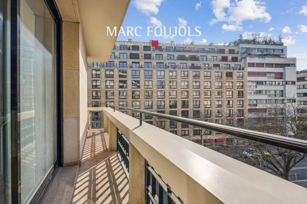TROCADERO Appartement de 165m² avec balcons-terrasses