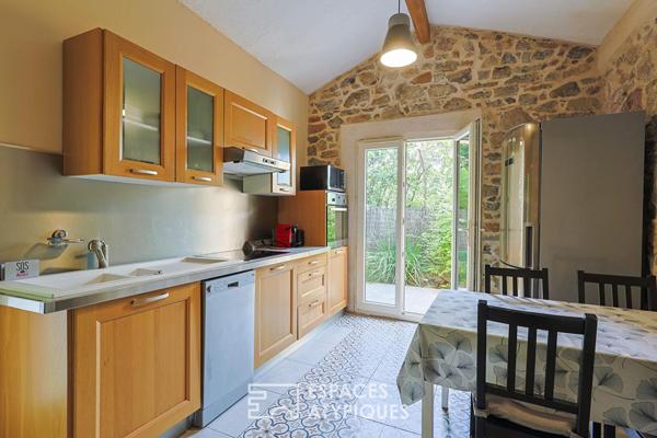 Ancienne ferme réhabilitée dans le var proche mer