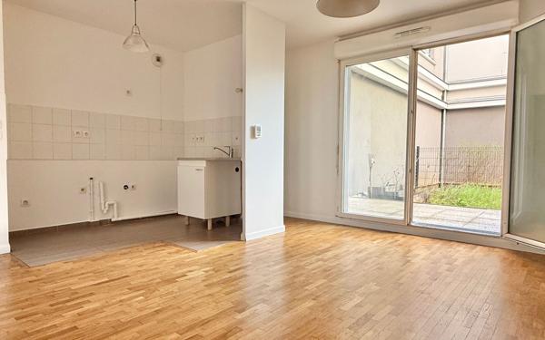 Appartement à vendre    2 pièces • 43,90 m2 Morangis