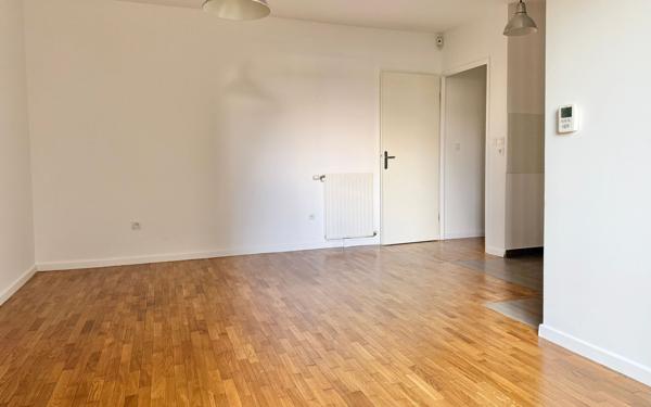Appartement à vendre    2 pièces • 43,90 m2 Morangis