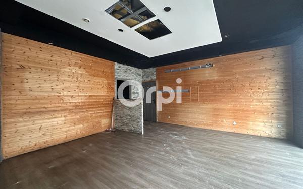 Immeuble à vendre    8 pièces • 233 m2 Douai