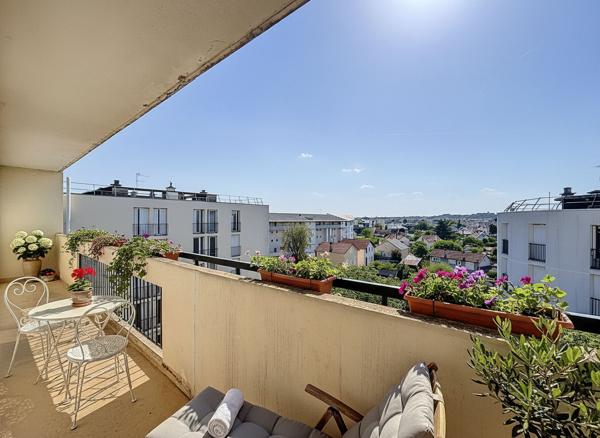 Appartement Meaux - 3 pièces - balcon - place de parking et cave