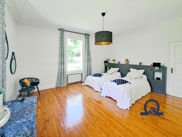 La Talaudière (42350) Château de 1844 entièrement rénové