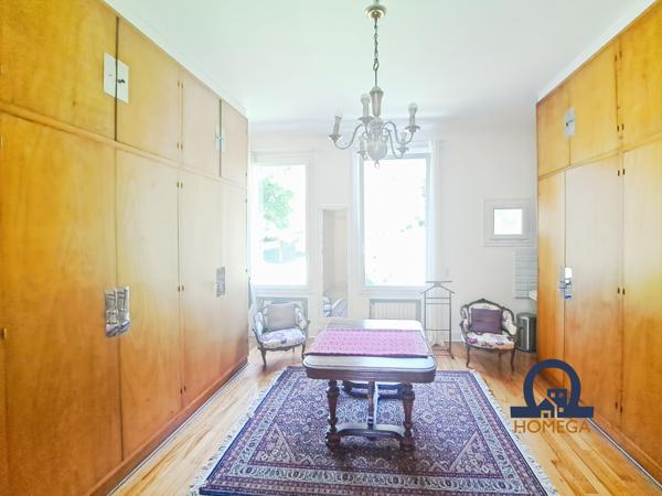 La Talaudière (42350) Château de 1844 entièrement rénové