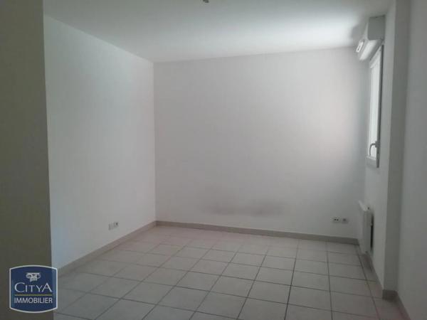 Appartement à louer 2 pièces 55.48m²