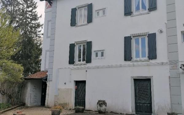 Appartement à louer    2 pièces • 17,72 m2 Cambo-les-Bains