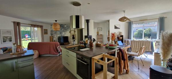 SAINT FLORENT DES BOIS Maison récente 4 chambres EXCLUSIVITE AMANDA