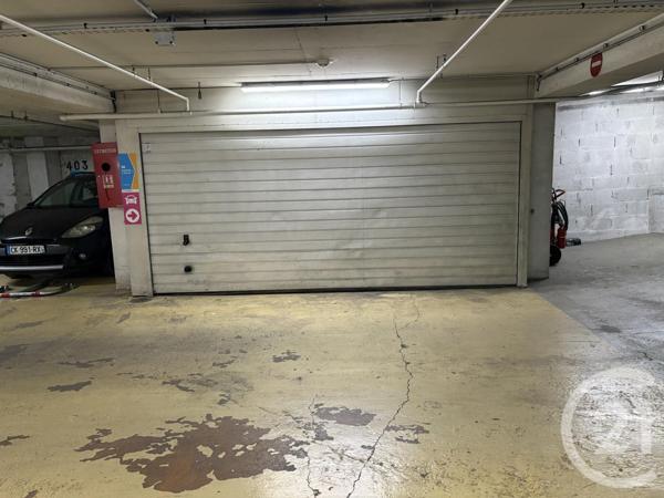 Parking à vendre  23 m2 PARIS - 75020