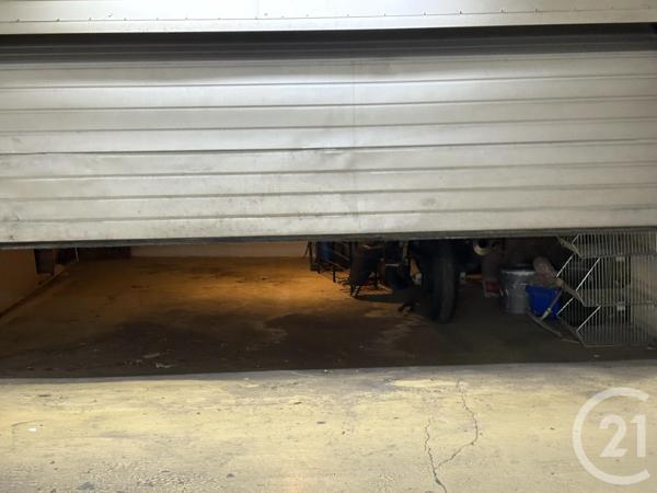 Parking à vendre  23 m2 PARIS - 75020