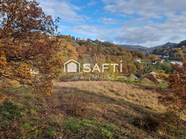 Terrain borné et viabilisé de 1947 m²