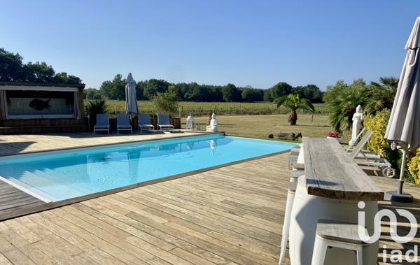 Maison à vendre 7 pièces 256 m² Saint-Julien-en-Born