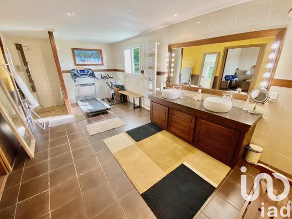 Maison à vendre 7 pièces 256 m² Saint-Julien-en-Born